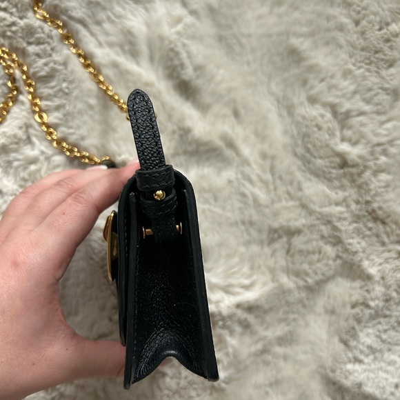 A beautiful small bag . In perfect condition. - Picture 3 of 6